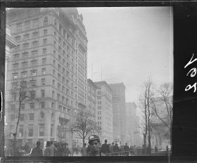 Image représentant Broadway, près de City Hall Park