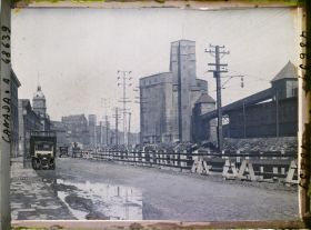 Image représentant Canada, Montréal, Rue Common et Elévateurs