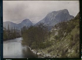 Image représentant L'Ariège vers l'aval et le Soudour vu de la route d'Ussat