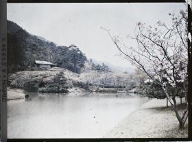 Image représentant Villa impériale Shugaku-in rikyu : l'étang Yokuryu et le pavillon Rinun-tei