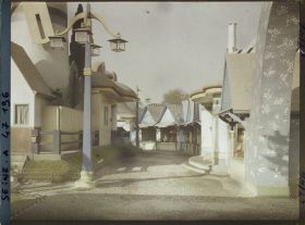 Image représentant L'Exposition des arts décoratifs, le Village du Jouet, quai d'Orsay