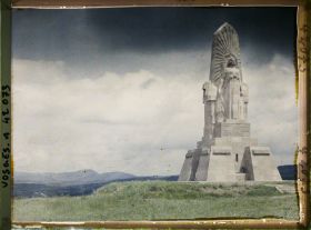 Image représentant France, Le Ban de Sapt Launois, Le Mt aux Défenseurs des Vosges autre face