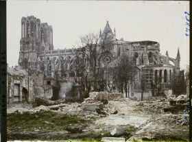 Image représentant France, Reims, Effet du soir sur la face Est