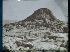 Image représentant La Ziggourat (tour à étages) du grand temple du dieu Assur