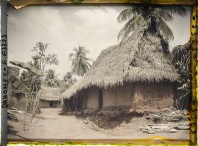 Image représentant Le village de Daagbé, exemple d'architecture traditionnelle