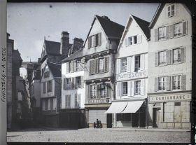 Image représentant La place des Viarmes vers la rue Ange-de-Guernisac