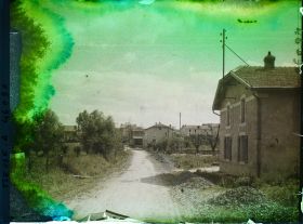 Image représentant France, Eix, Reconstructions à l'entrée du Village