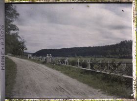 Image représentant France, De la Harazée au Four de Paris , Cimetière N° 6, route de la Harazée au Four de Paris