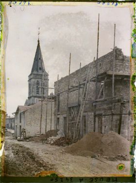 Image représentant France, Hattonchâtel, Reconstructions vers l'Eglise
