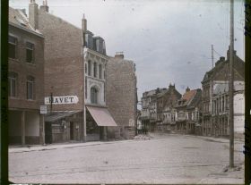 Image représentant France, Armentières, Rue du Faubourg de Lille, maisons reconstruites