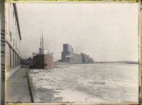 Image représentant Canada, Fort William, Une vue s/ le Port pris par les Glaces