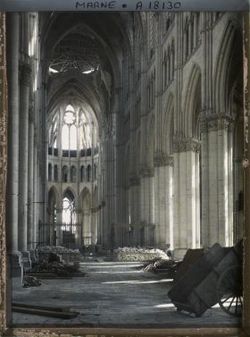 Image représentant France, Reims, Intr de la Cathédrale : nef Centrale