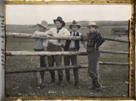 Image représentant Canada, Rocky Ranch, Ranch John Hazza - Groupe de Cowboys