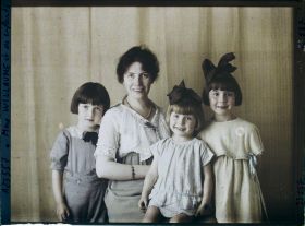 Image représentant Madame Willaume et ses enfants