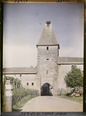 Image représentant France, Ammerschwihr, La Vieille Porte et le nid de Cigognes