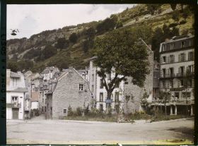 Image représentant France, Mont Dore, Place de l'Eglise