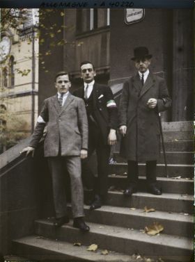 Image représentant Prusse, Düren, Trois Chefs de la police criminelle