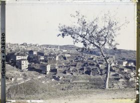 Image représentant Turquie, Biledjik, Ruines vers le Centre de la Ville