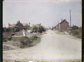 Image représentant France, Quinchy, Reconstructions dans le Village