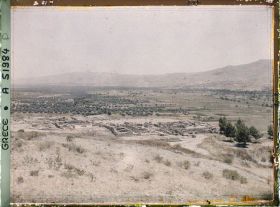 Image représentant La plaine de Messara et l'ensemble des ruines