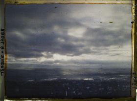 Image représentant Panorama sur la ville au crépuscule (sans doute depuis la citadelle)