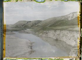 Image représentant Le tell (colline artificielle de ruines) de Kuyunjik