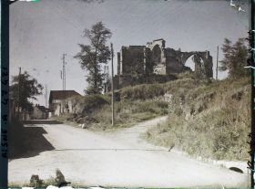 Image représentant France, Missy-s/Aisne, Ruines de l'Eglise