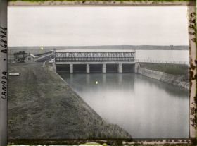 Image représentant Canada, Bassano, Barrage de la Bosse - entrée du Canal