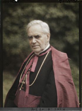 Image représentant Monseigneur Péchenard, l'évêque de Soissons (1906-1920) resté dans son diocèse pendant toute la guerre
