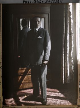 Image représentant Membre de la délégation allemande à la conférence de la Paix (secrétaire particulier de M Stresemann)