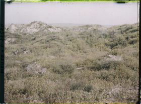 Image représentant France, Fort de Souville, Aspect de la Cour du fort à l'horizon, fort de Douaumont