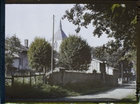 Image représentant France, Ste Menehould le haut, Vue le long de la promenade
