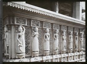 Image représentant Bas-relief du petit temple shivaïte