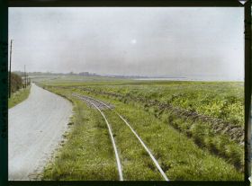 Image représentant Route de Saint-Pierre-du-Mont à Grandcamp-Maisy et l'aiguille de Grandcamp