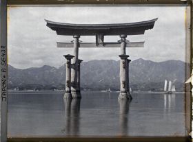 Image représentant Le torii marin de l'Isukushima-jinja