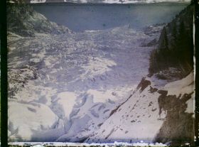 Image représentant France Les Alpes, Les Bossons,  Ensemble du glacier des Bossons vu d'une altitude de 1298m