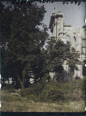 Image représentant France, Arras, La Cathédrale vue du jardin