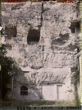 Image représentant Habitation troglodyte à étages dans le quartier des Patys