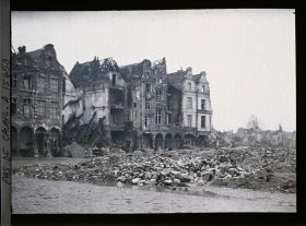 Image représentant France, Arras, La Petite Place