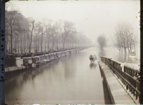 Image représentant La ligne de chemins de fer des Invalides inondée, quai d'Orsay