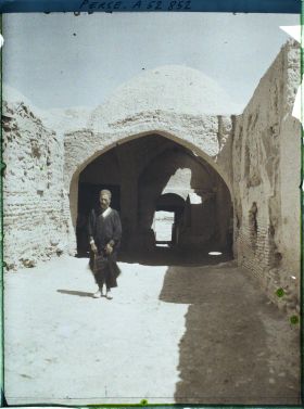 Image représentant Ruines de l'ancienne ville (d'un caravansérail ?)