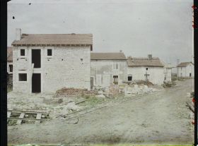 Image représentant France, Les Paroches, Reconstructions