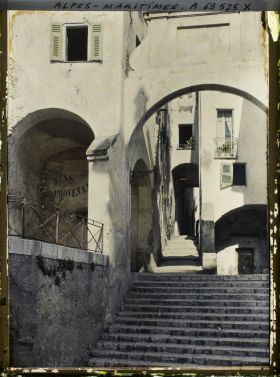 Image représentant Les escaliers de la rue Mattoni dans la vieille ville