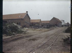 Image représentant France, Neuville St Waast, Fermes reconstruites