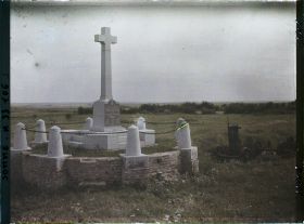 Image représentant France, Pozières, Monument des King's Royal Rif Corps