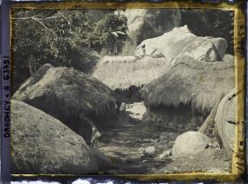 Image représentant Cases au sommet de la montagne