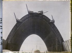 Image représentant Vue d'un des hangars à dirigeables en construction