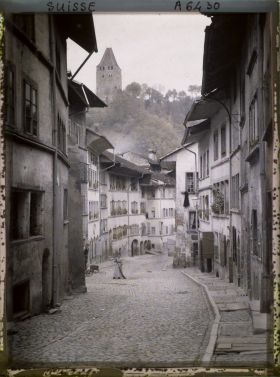 Image représentant La rue d'Or et la tour Rouge