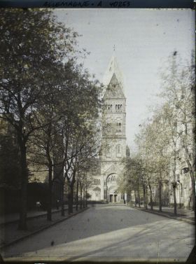 Image représentant Prusse, Düsseldorf, Rue Prince Georges et Eglise St Roch