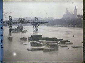 Image représentant La crue de la Seine, depuis le quai Branly vers le Trocadéro